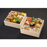 【店頭受取】特撰　おせち料理【輝】木箱２段重＜３名様用＞